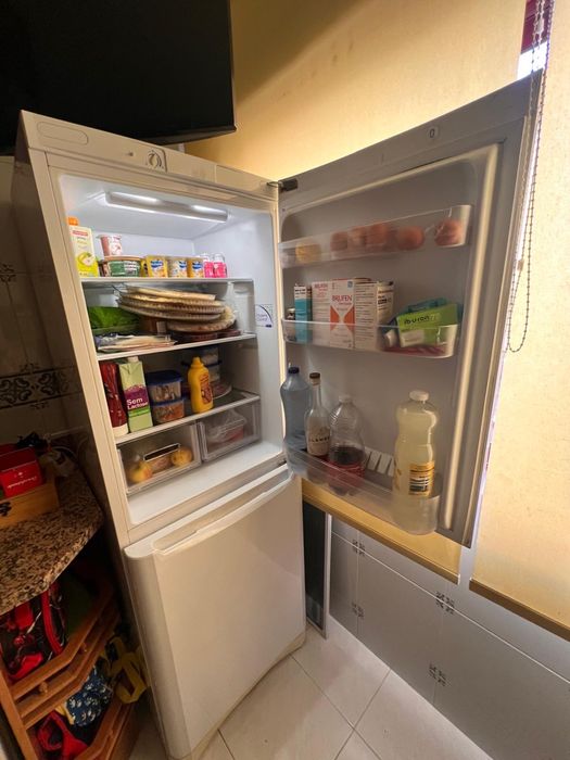 Frigorifico combinado indesit