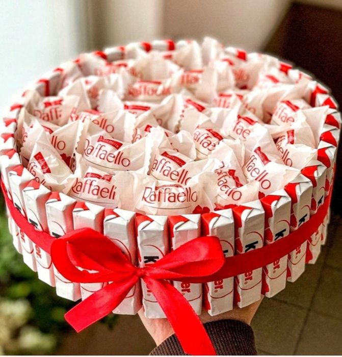 Троянди з атласних стрічок