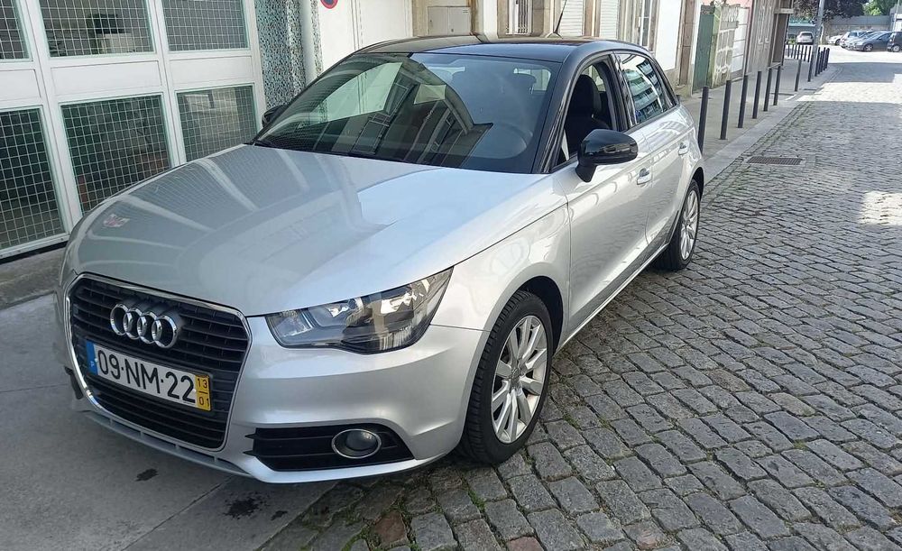 Audi A1 Sportback 1.6Tdi 90cv Nacional  c/livro revisoes