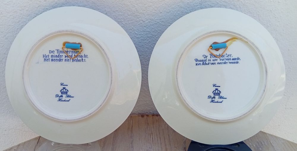 2 Dutch Ceramic Plates512717685711841281