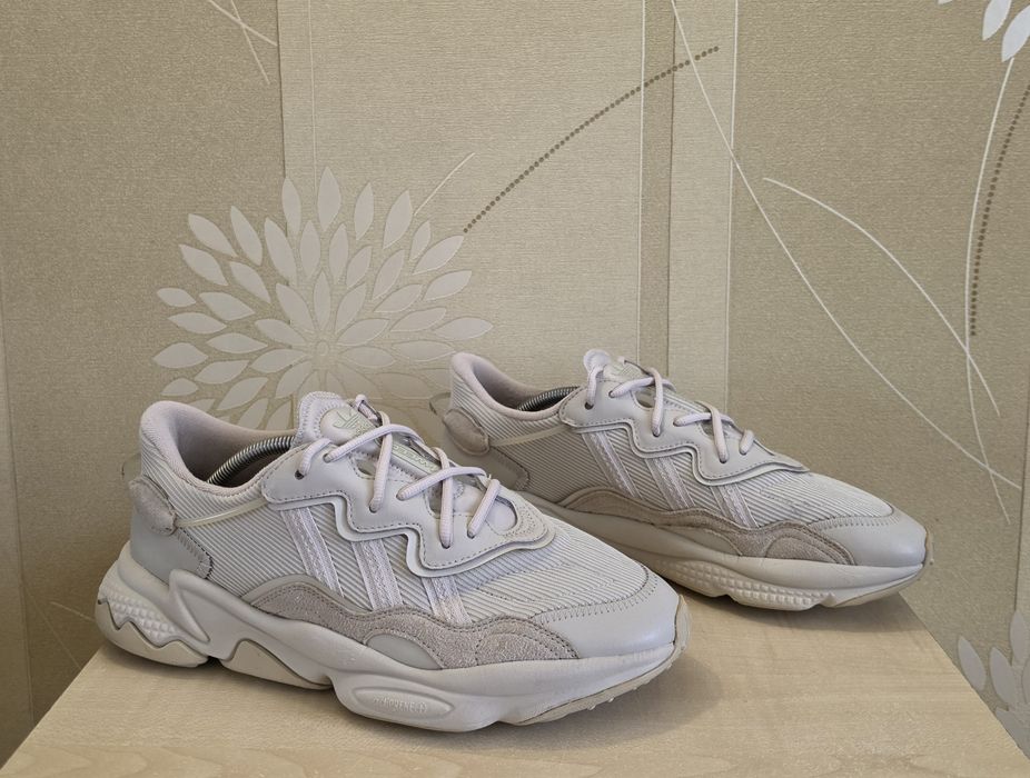 Чоловічі кросівки Adidas Ozweego оригінал розмір 45