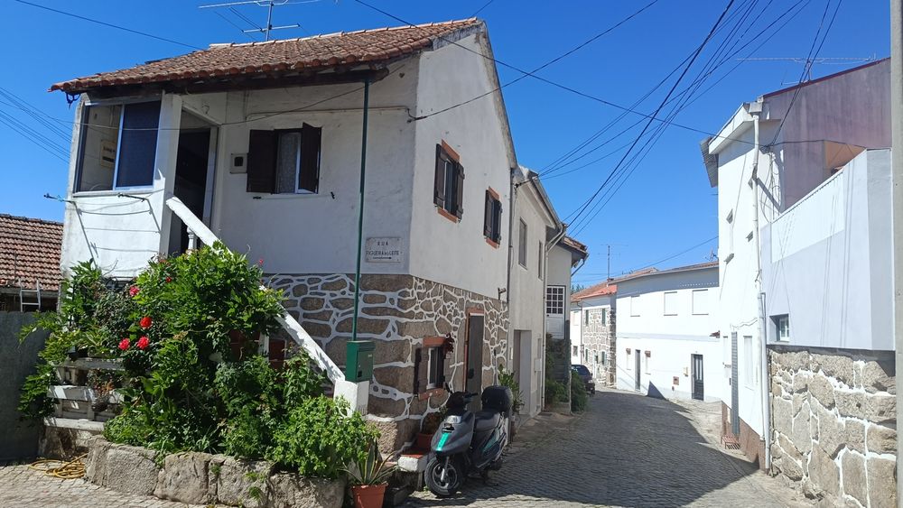 Apartamento para arrendar. T1 em Canas de Senhorim
