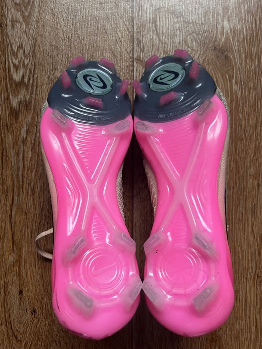 Бутси Nike Phantom Gx Ii Pro Peach/Pink