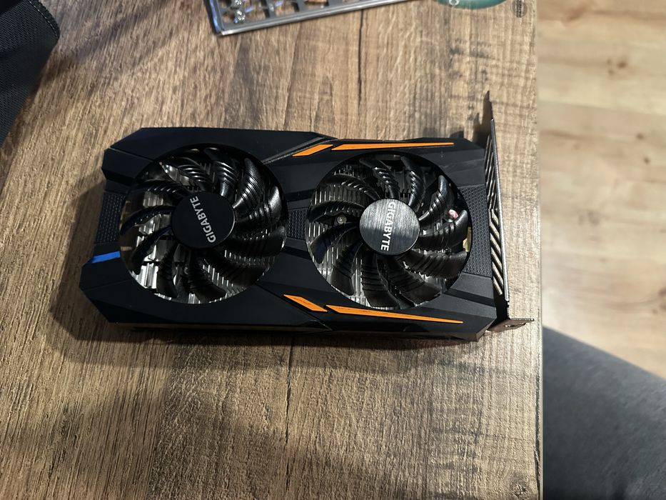 Gigabyte GeForce GTX 1050 OC 2GB GDDR5, GV-N1050OC-2GD