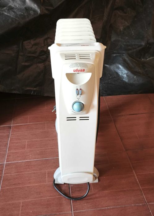 Aquecedor óleo em estado razoável, marca ufesa