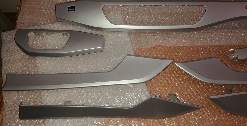 Listwy dekory Audi A4 B9 quattro 8W A5 F5 Sportback montaż w cenie