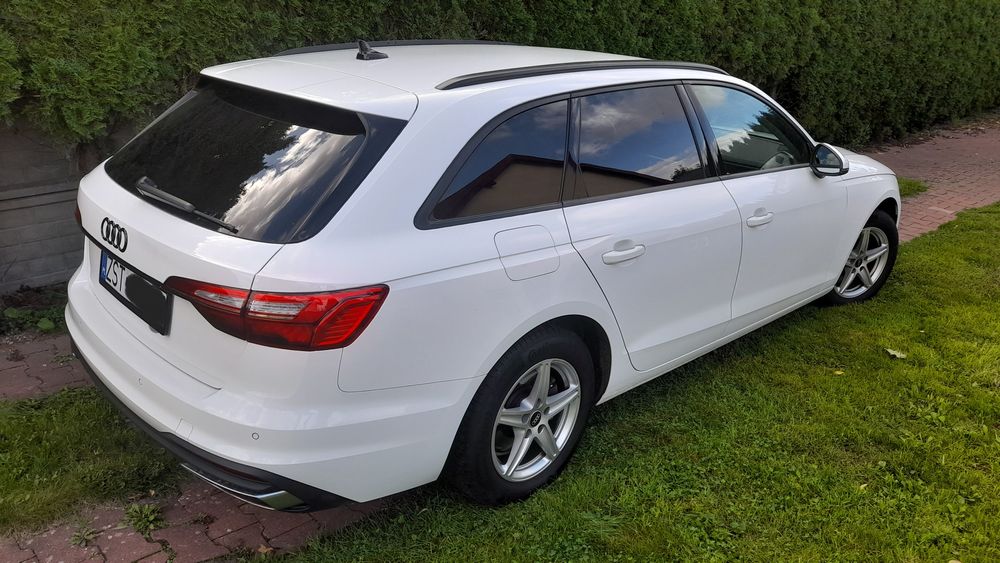 AUDI A4 B9 2.0 automat