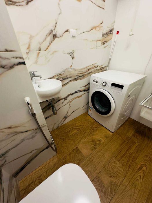 Продам 4х кімнатну квартиру 110 м2  ЖК IQ Hаuse Нагорний Парк Шевченко