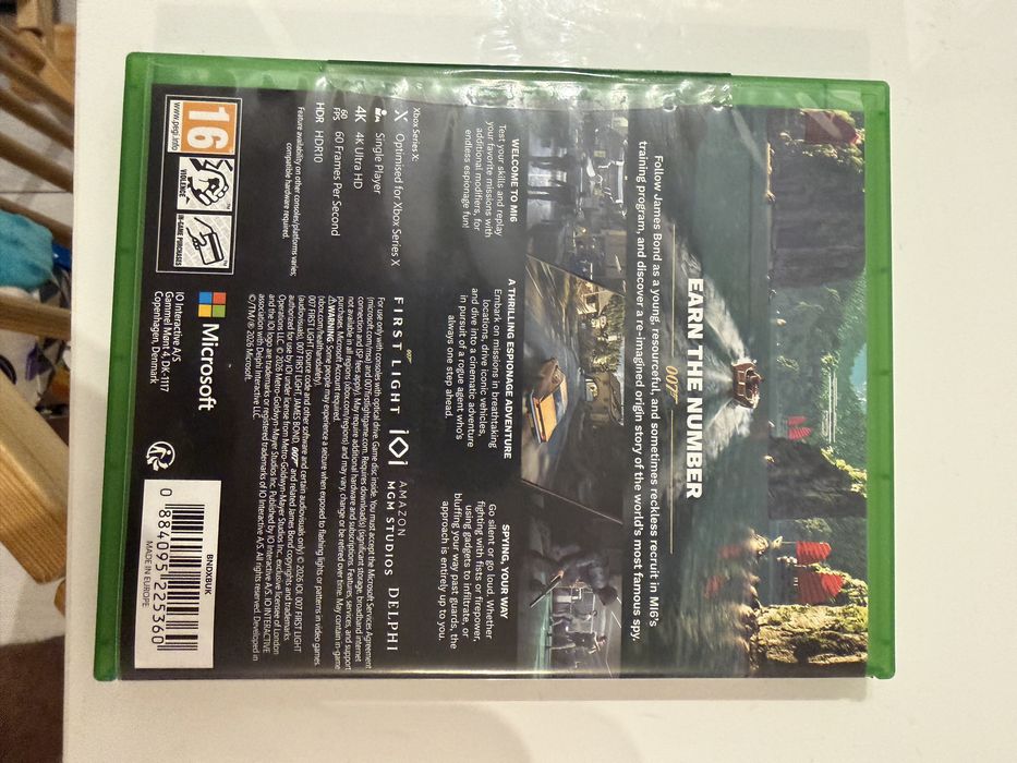 Gra 007 First Light xbox