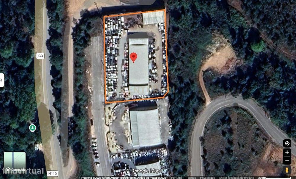 Armazém Industrial com Excelente Localização e Acessos – Vale da Avele