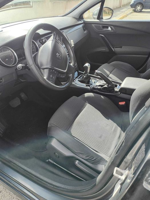 Peugeot 508 Sedan  1.6 e-hdi 2011