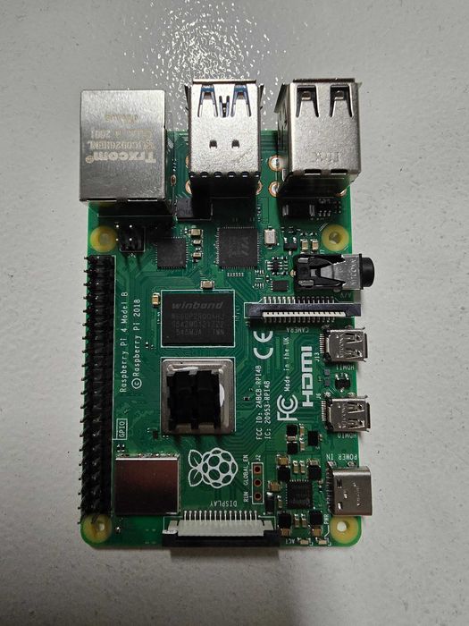 Raspberry Pi 4 1GB