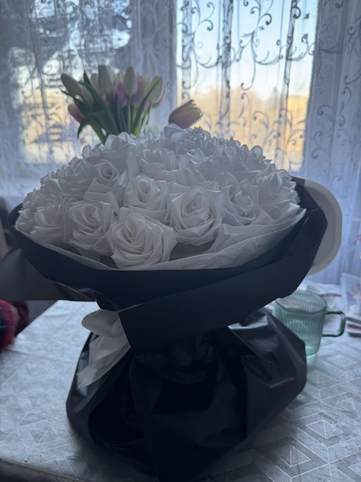 букет з атласної стрічки , 51 роза