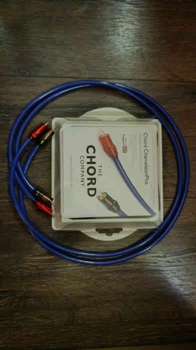Межблочный кабель CHORD Chameleon Plus RCA-RCA XLR-XLR 2x1m