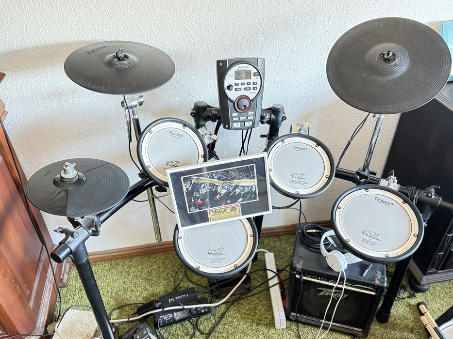 Bateria eletronica Roland tD10 + TD 11+ material
