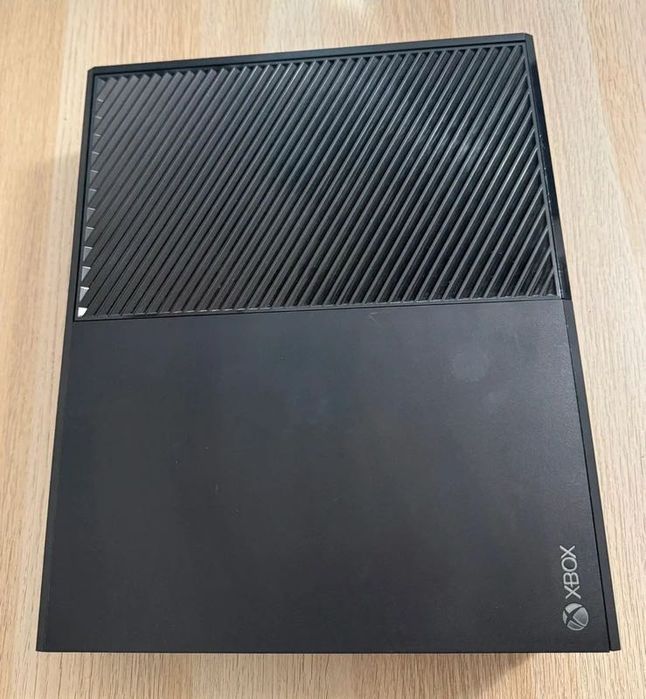 Microsoft Xbox One 365GB