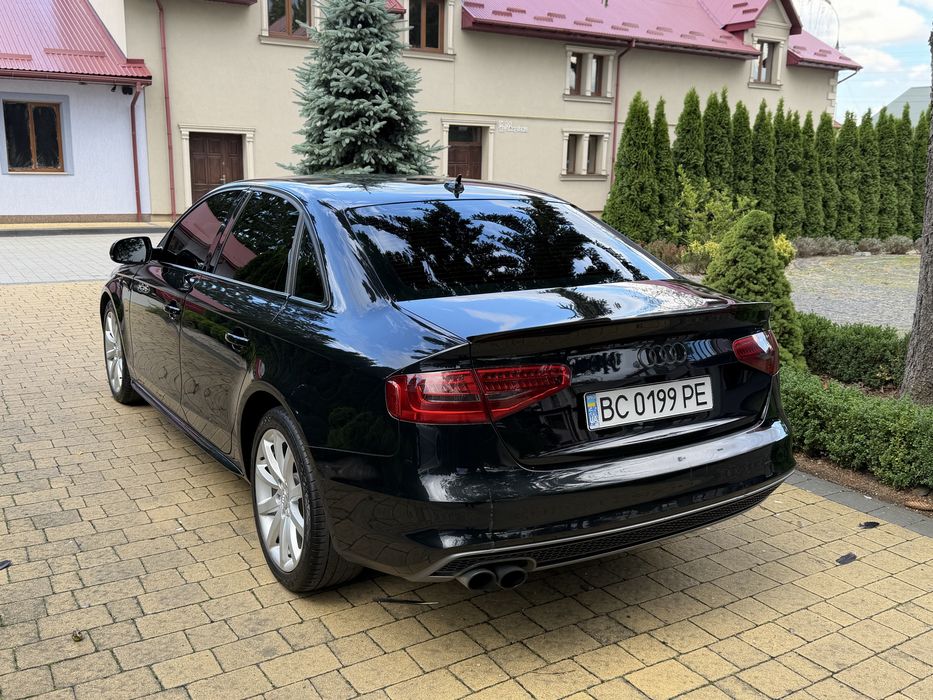 Audi A4 2013 VIN WAUAFAFLXEA081498 фото оголошення 2 з 8