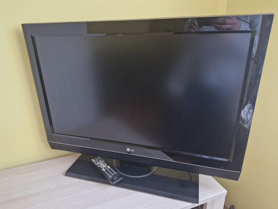 Telewizor LG "37" cali