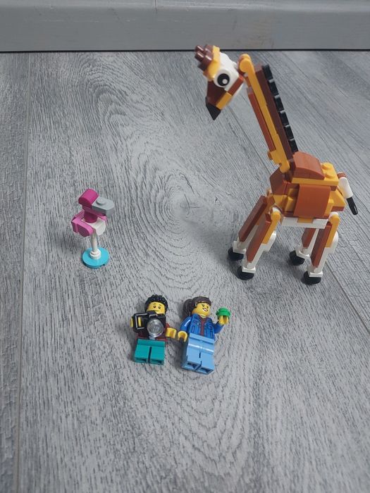 Klocki lego creator domek na drzewie na safari 31116
