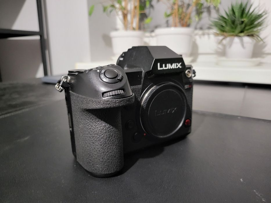 Aparat Panasonic Lumix S1H+ baterie