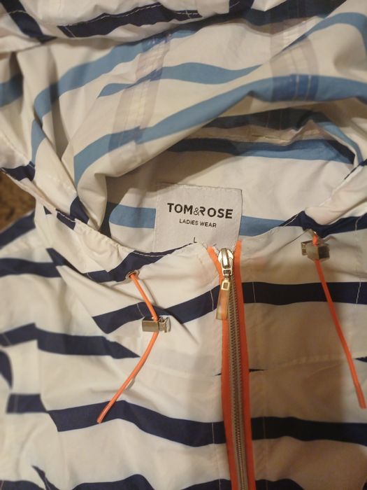 Kurtka przeciwdeszczowa