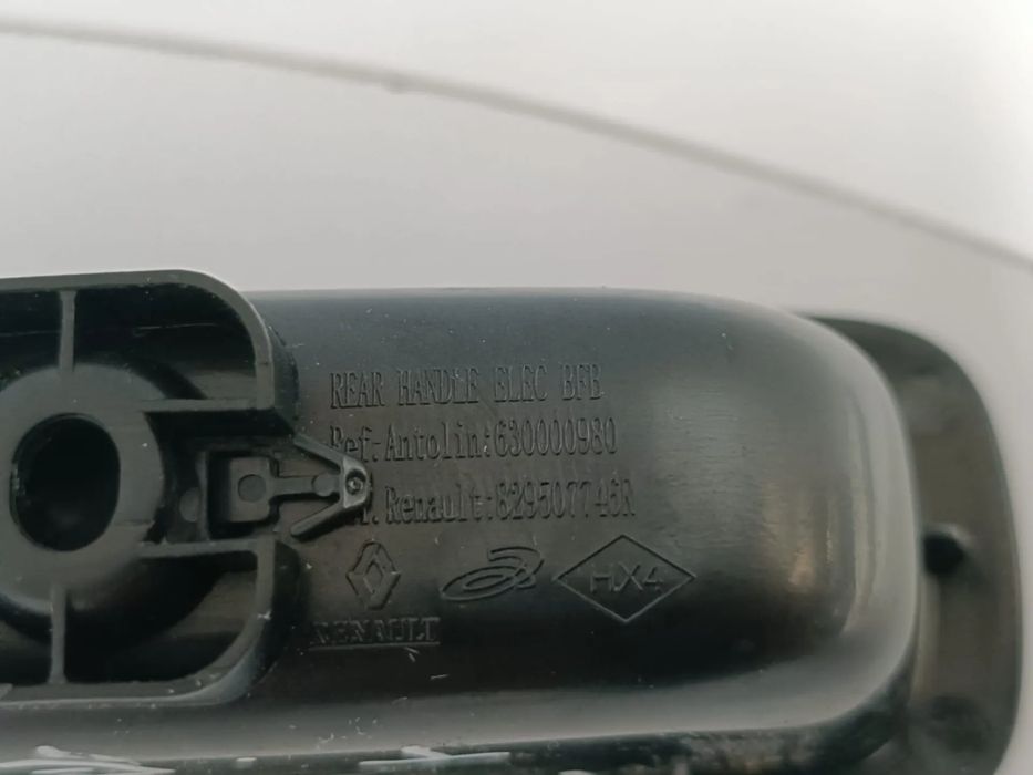 Comando / botão / interruptor vidros trás esquerdo RENAULT Megane IV G