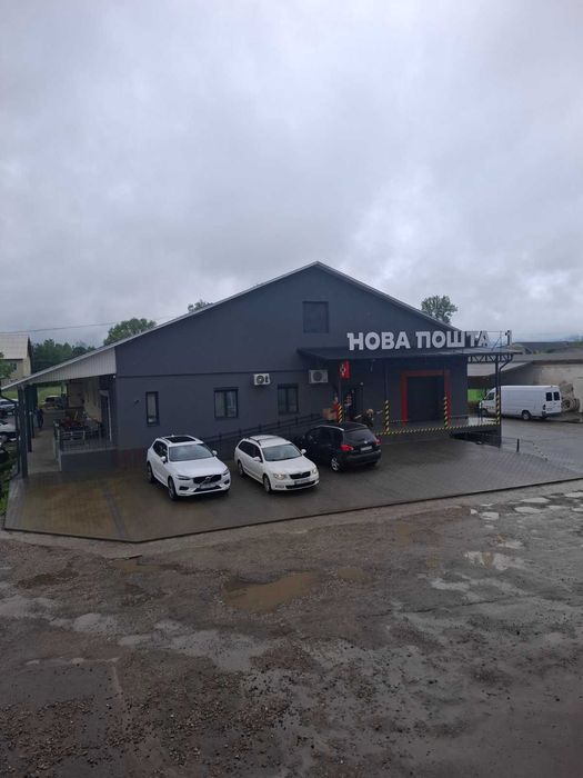 Здаю в оренду комерційне приміщення навпроти Нової Пошти. 240м2