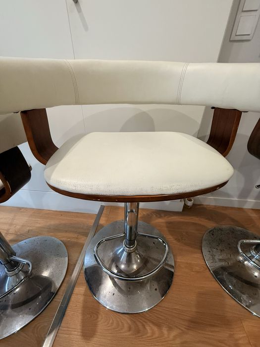 Bancos altos de Cozinha