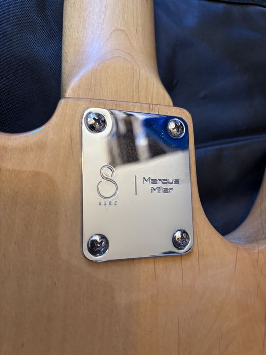 Gitara basowa Sire Marcus Miller V5
