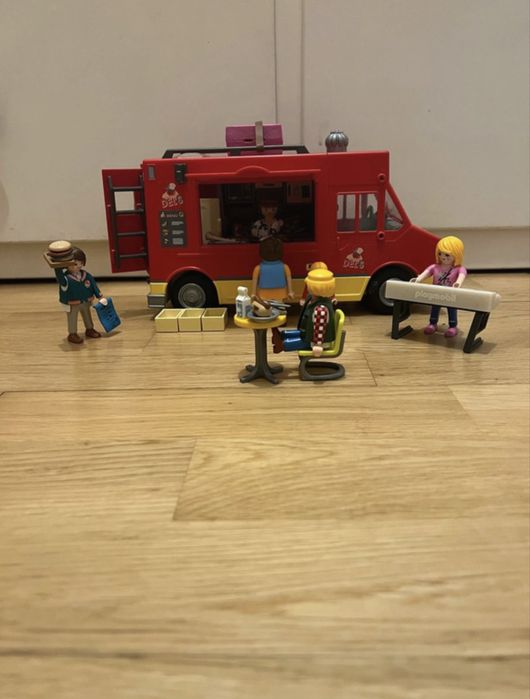 Conjunto playmobil rolote de comida posso entregar em mao