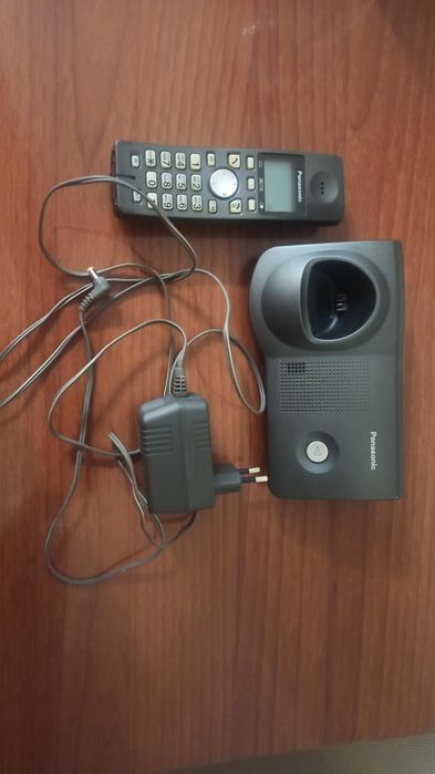 Стаціонарний радіотелефон Panasonic