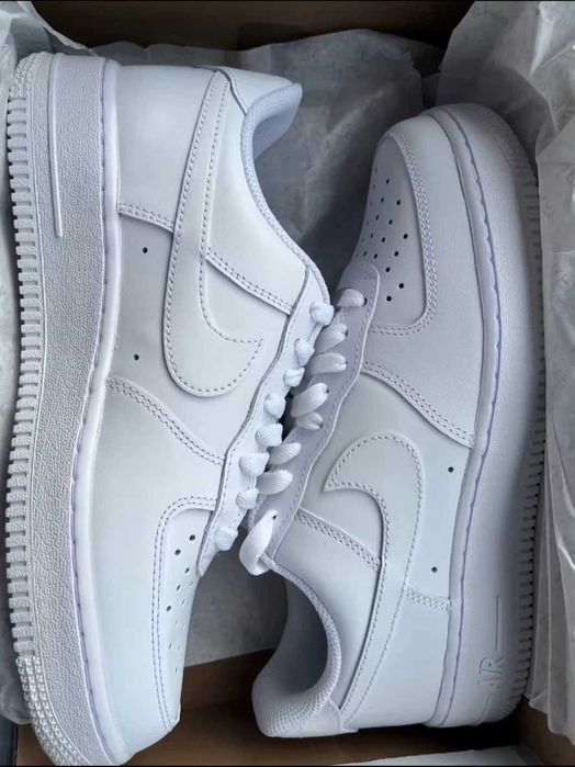 Nike Air Force 1 Białe R.39