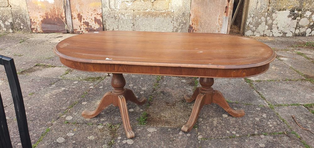 mesa para sala de jantar sem cadeiras