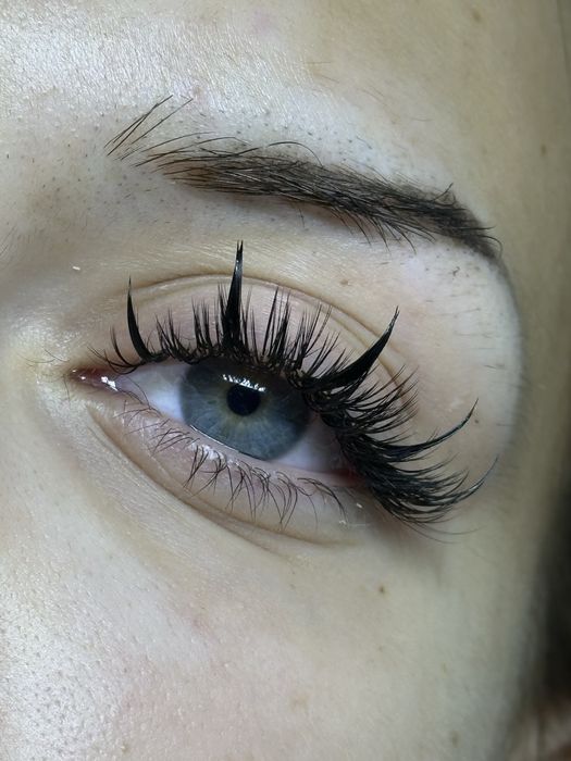 Наращивание ресниц ,ламинирование  ресниц/брови Троещина