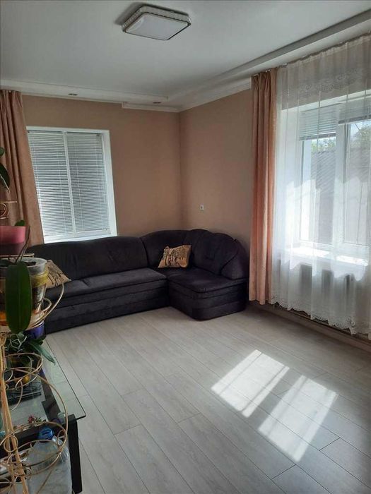 Окремий будинок в центральній частині міста!