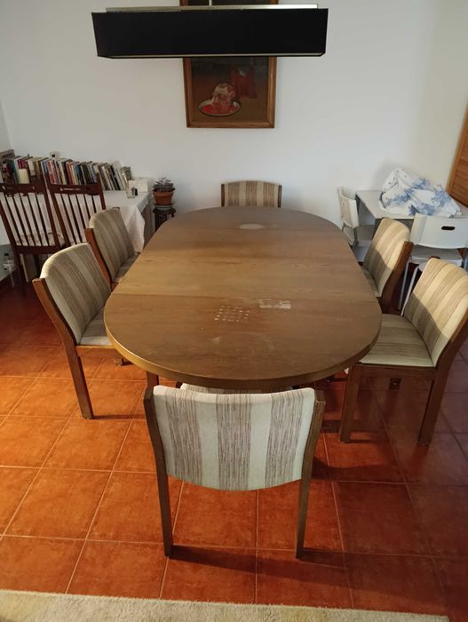 Mesa de sala, fabrico Alemão
