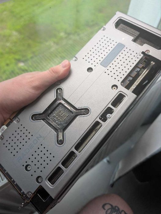 Відеокарта Sapphire Radeon RX 7800 XT 16 GB