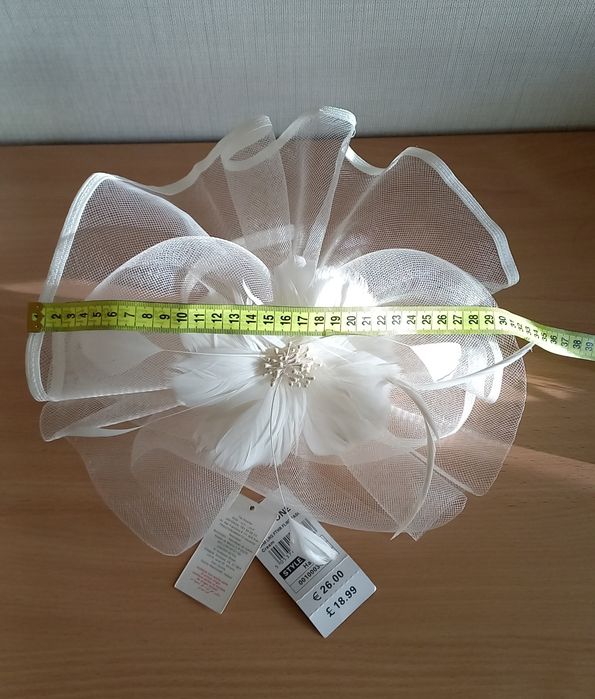 Шляпа свадебная на ободку