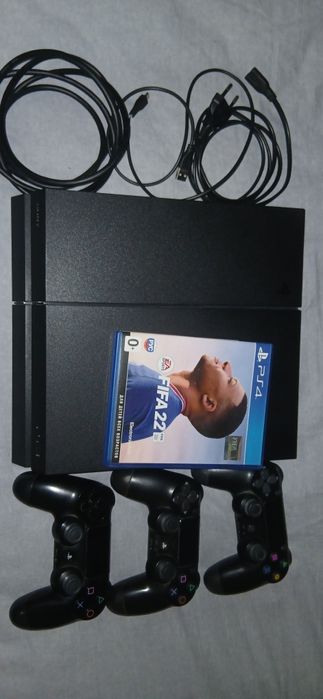 Продаю PlayStation 4 Fat