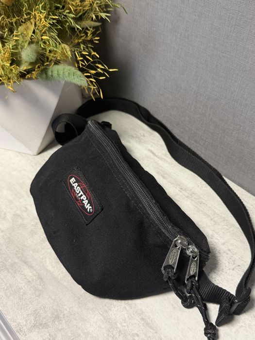 Eastpak Springer поясная сумка бананка