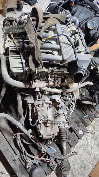 Renault Duster/ Рено Дастер двигатьль 1.6 бензин полный привод2017год