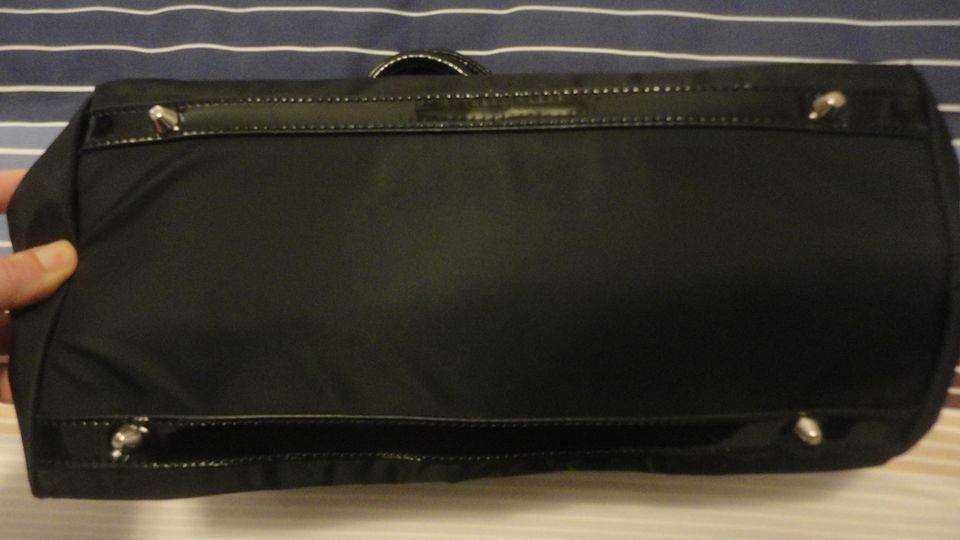 Mala de senhora preta com apliques Prada