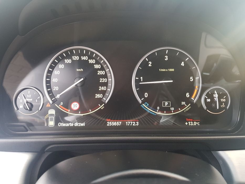 BMW F11 520d, mpakiet, shadowline, komforty, el.klapa, automat,łopatki
