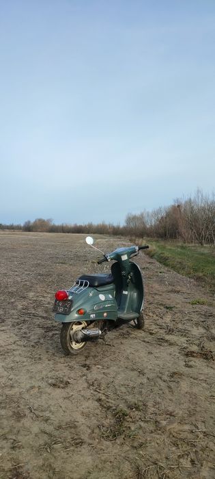 Продам скутер suzuki verde