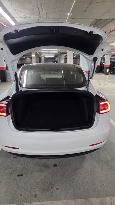 Tesla model 3 Dual motor long range