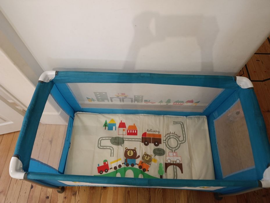 Travel cot/cama transporte