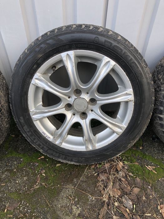 Комплект дисков с зимней резиной на ДЖИЛИ МК СК R15