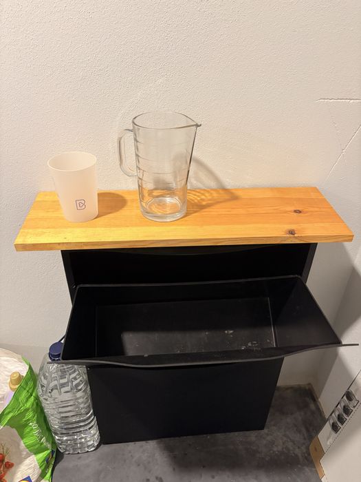 Sapateira ikea preta
