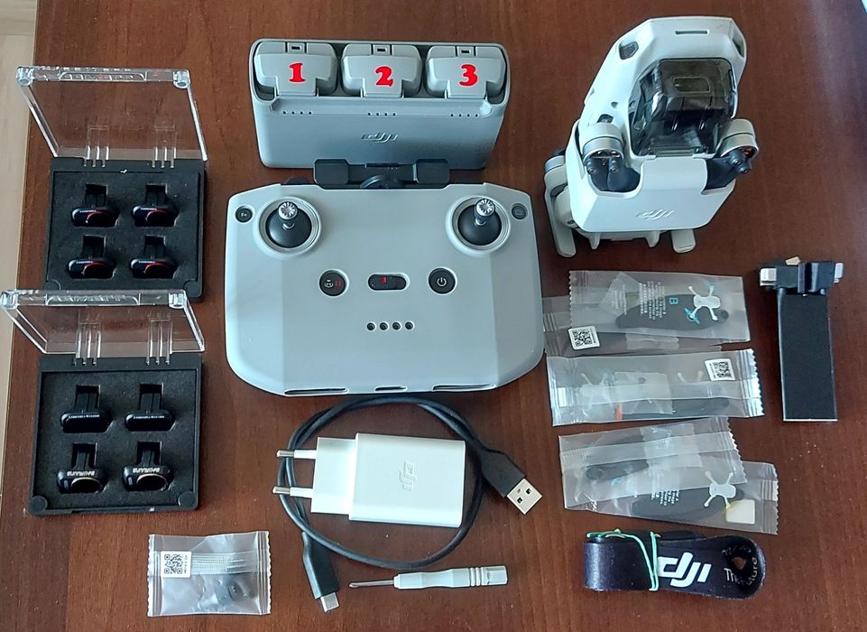 Sprzedam drona DJI Mini 2