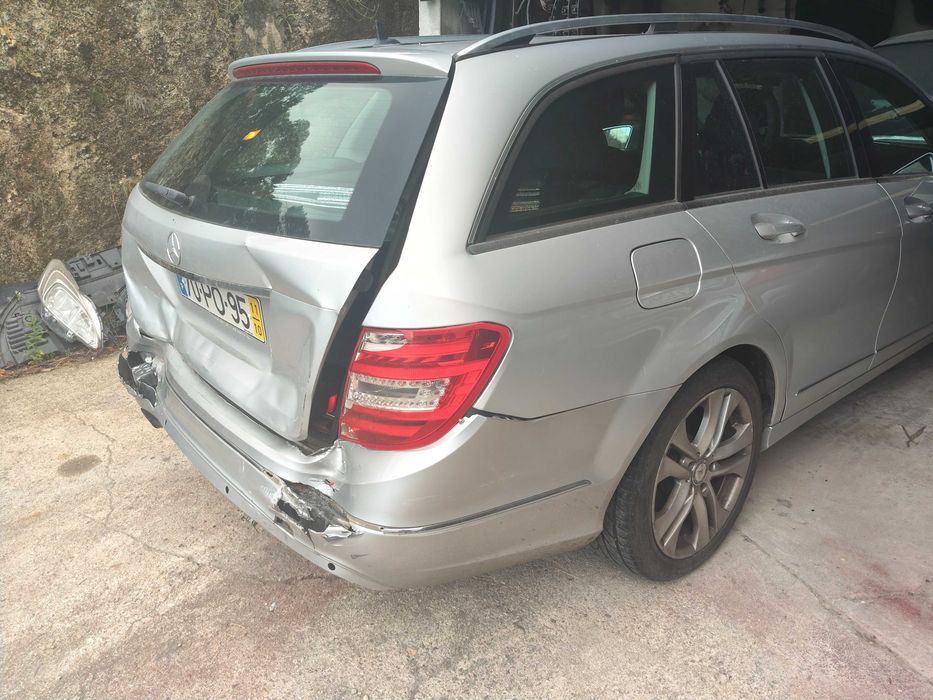 Mercedes c220acidentada
